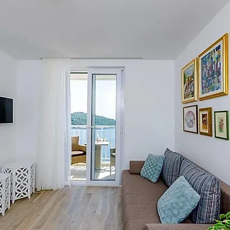 Hotel Lazarin